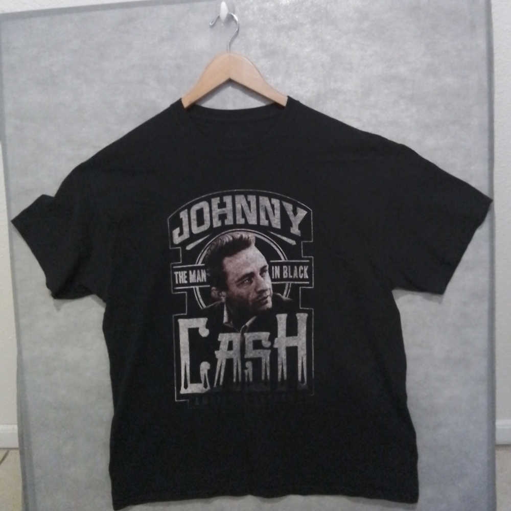 Johnny Cash "The Man In Black" Men's T-shirt : Size XL : Black